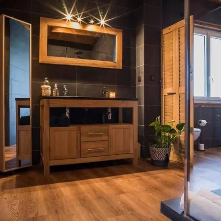 Venez Chez Vous - La Grange Du - Vue Montagne Vakantiehuis *