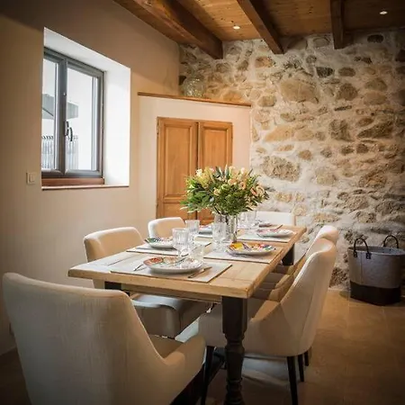Holiday home Venez Chez Vous - La Grange Du - Vue Montagne *